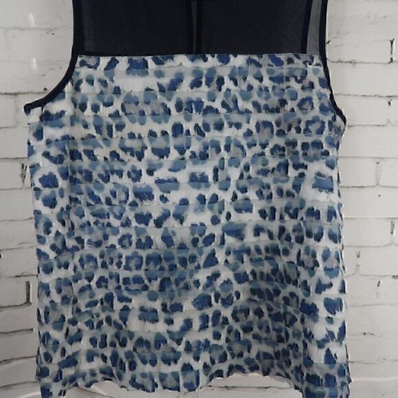 FOREVER 21 BLUE SHEER TIERED ANIMAL PRINT SLEEVELESS  BLOUSE WOMENS SIZE SMALL - Picture 5 of 7